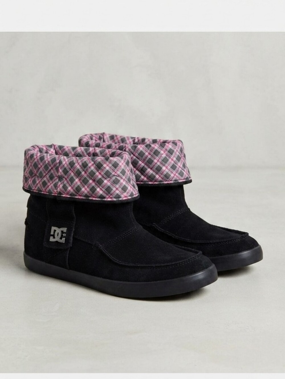 DC Kl Black and Pink Boots